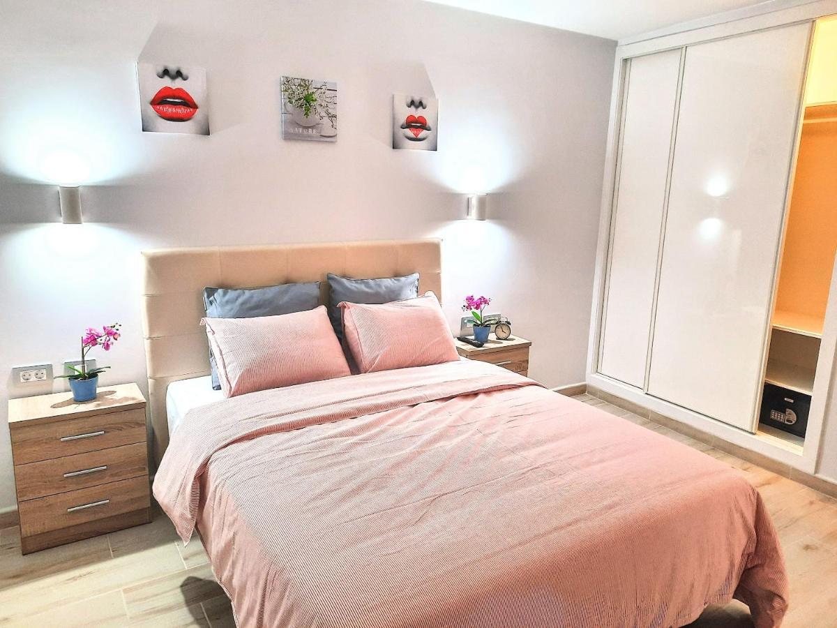 Modern Apartment In Costa Adeje With Shared Pool Playa Feñabe Bagian luar foto