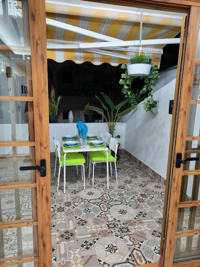 Modern Apartment In Costa Adeje With Shared Pool Playa Feñabe Bagian luar foto