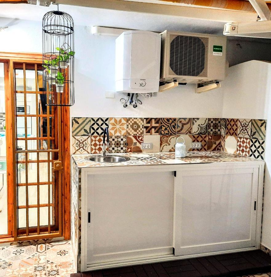 Modern Apartment In Costa Adeje With Shared Pool Playa Feñabe Bagian luar foto